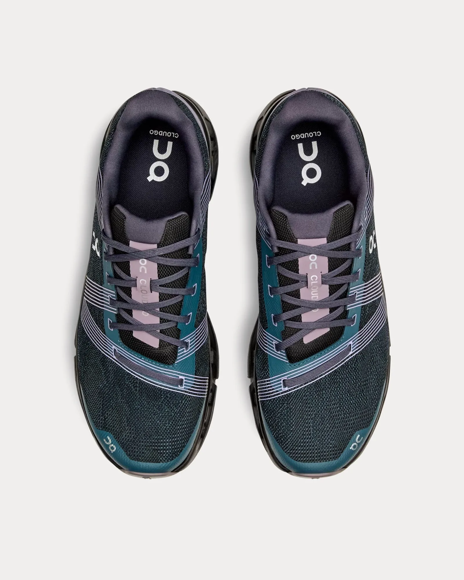 Cloudgo Wide Storm / Magnet Running Shoes