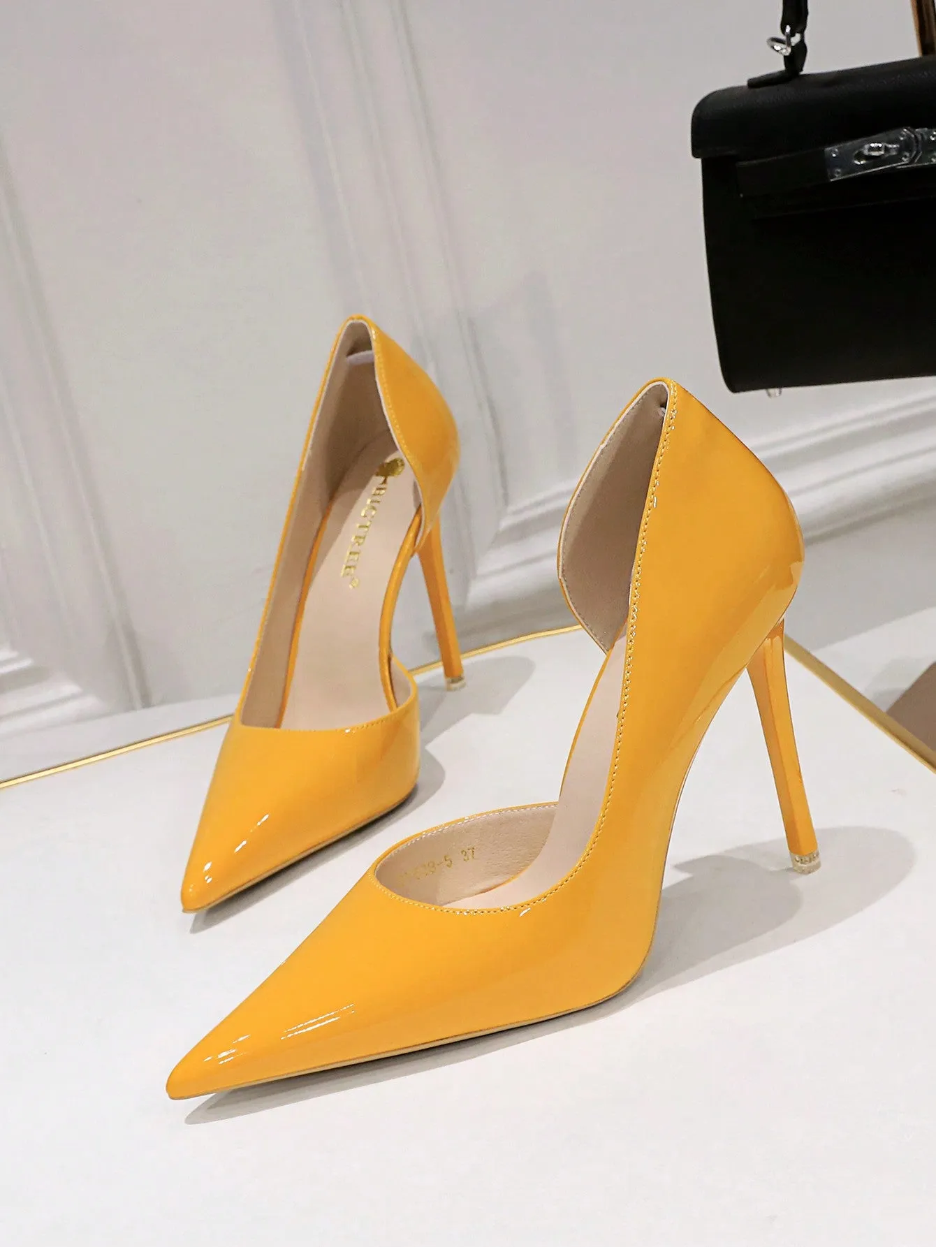 Fashionable Patent Leather Stiletto High Heel Pumps