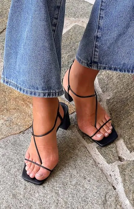 Ibby Heel by Billini