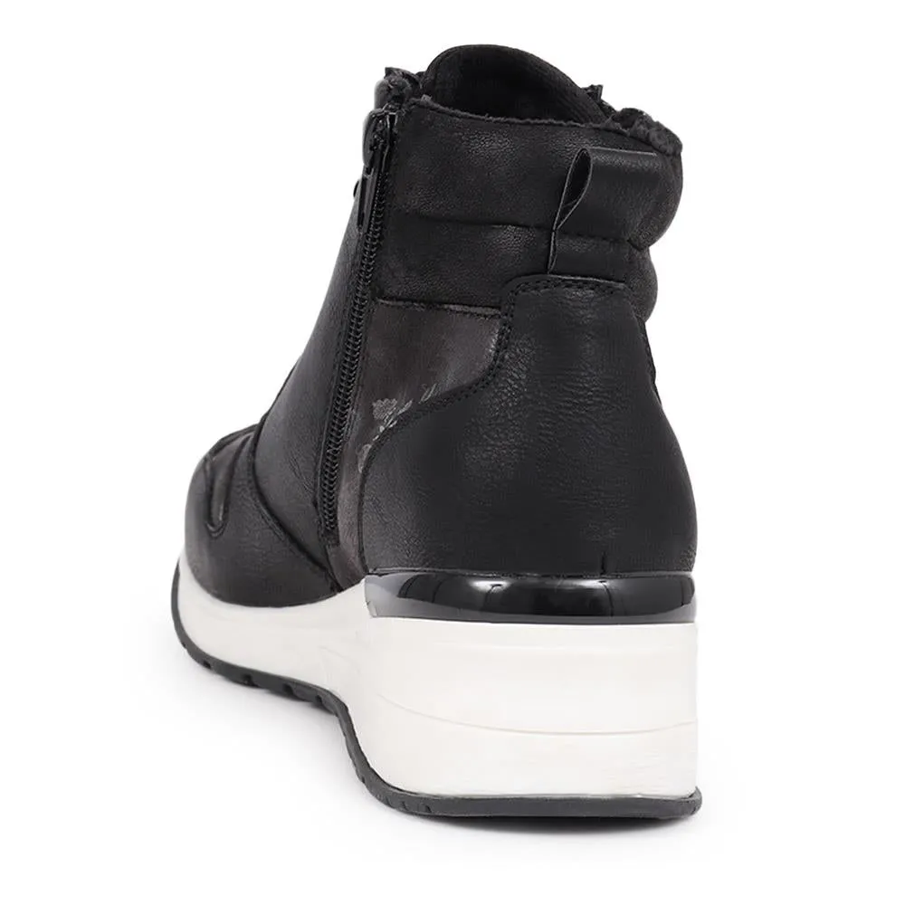 Lace-Up Heeled Trainers - PINYI40007 / 326 019
