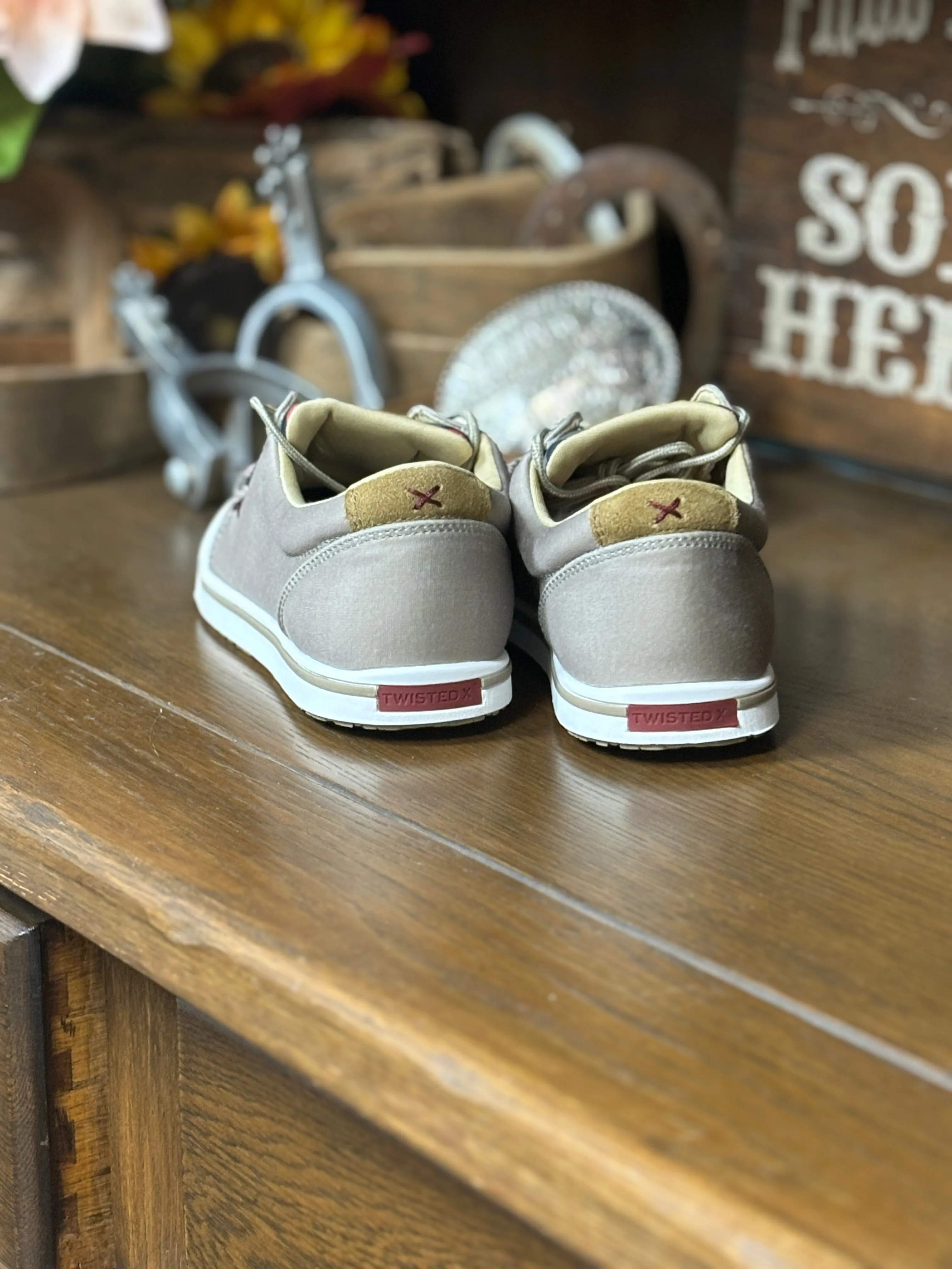 Ladies Twisted X Kicks ~ Sage Aztec