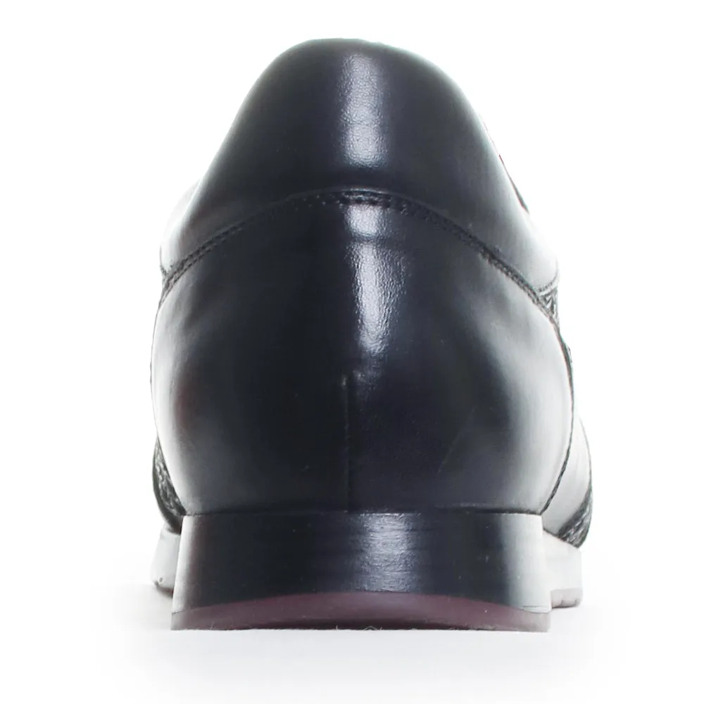 Maxim Fashion Sneaker