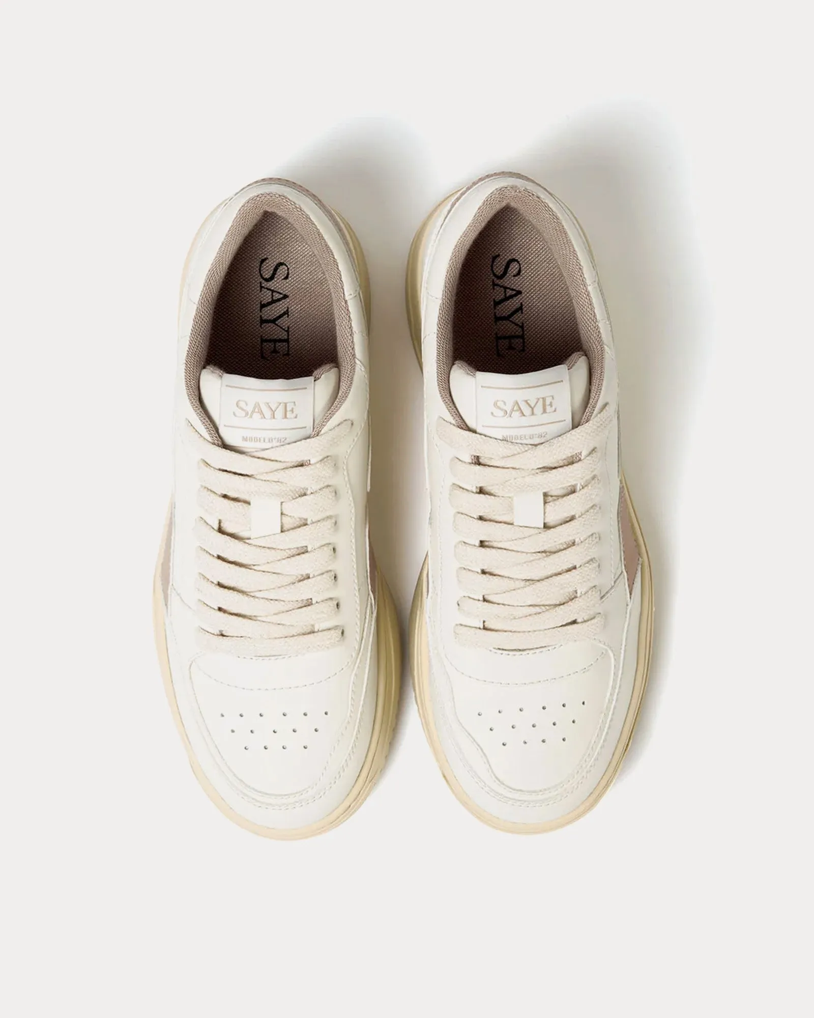 Modelo '82 Almond Low Top Sneakers