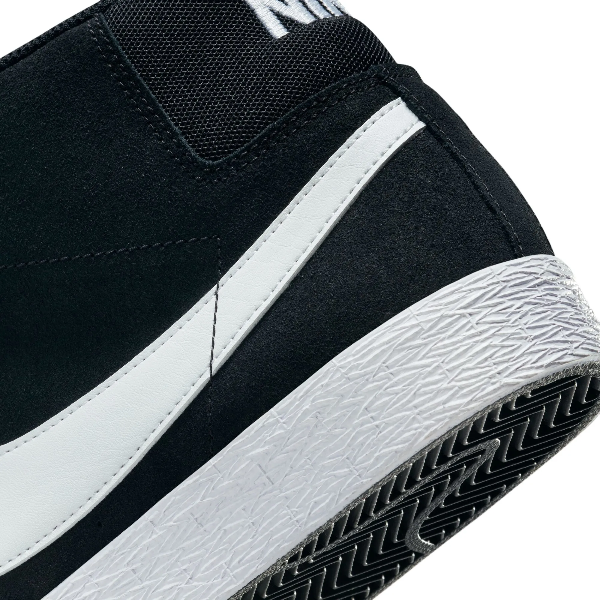 NIKE SB BLAZER MID BLACK / WHITE