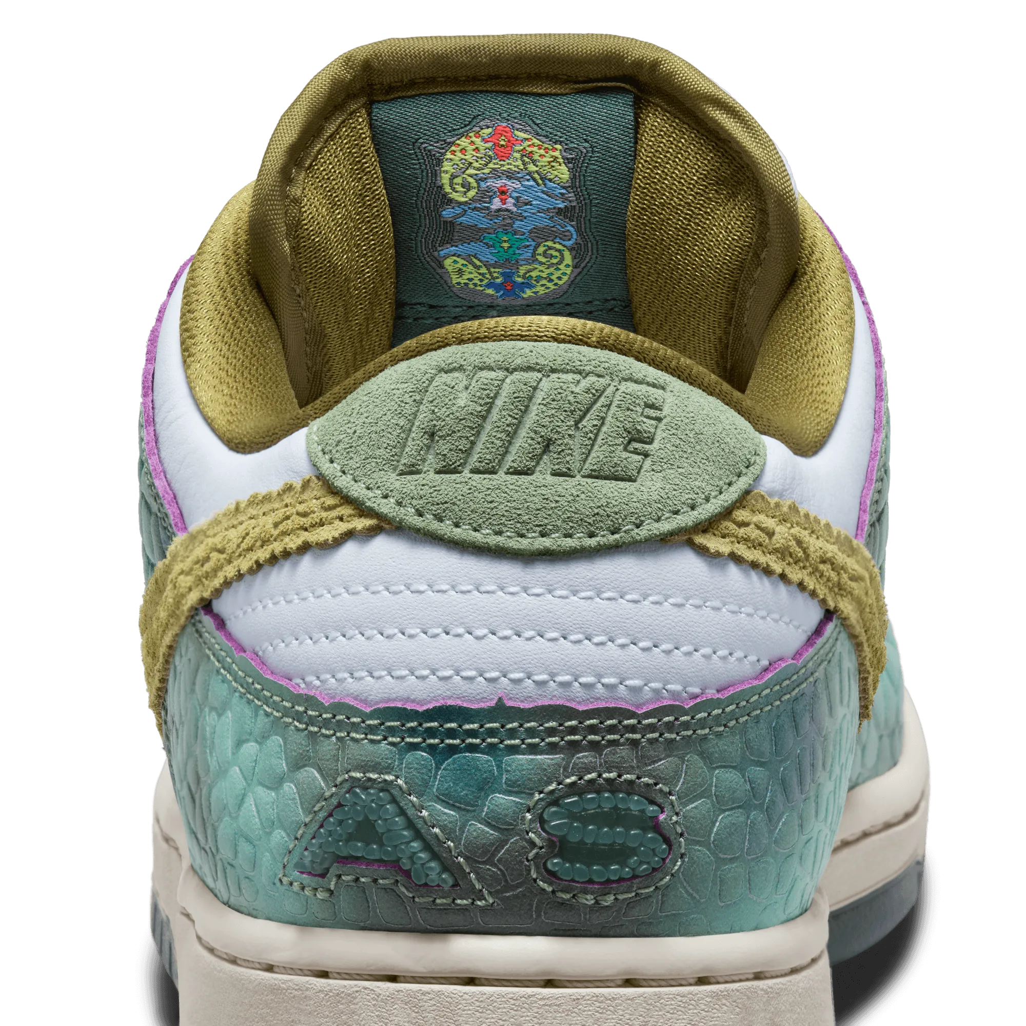 Nike SB Dunk Low Pro Alexis Sablone Chameleon QS Skateboard Shoe - Oil Green/Desert Moss-White