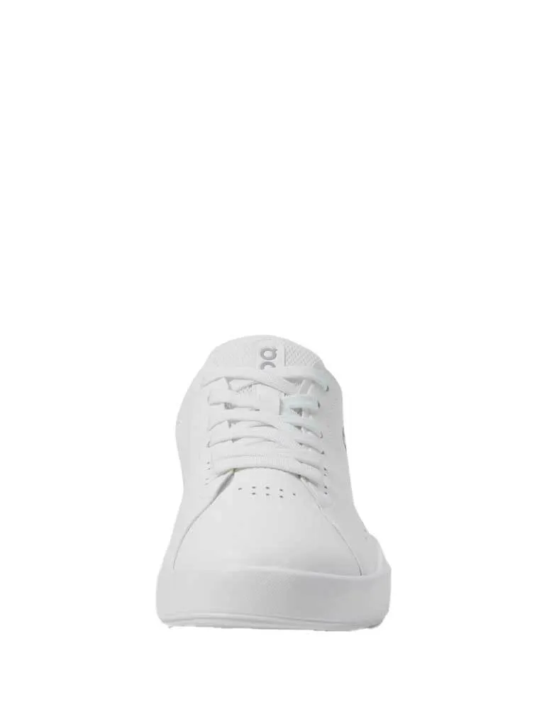 ON Running The Roger Advantage 2 Sneaker in Undyed White
