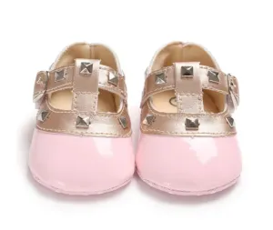 PINK BABY STUDDED CRIB KICKS