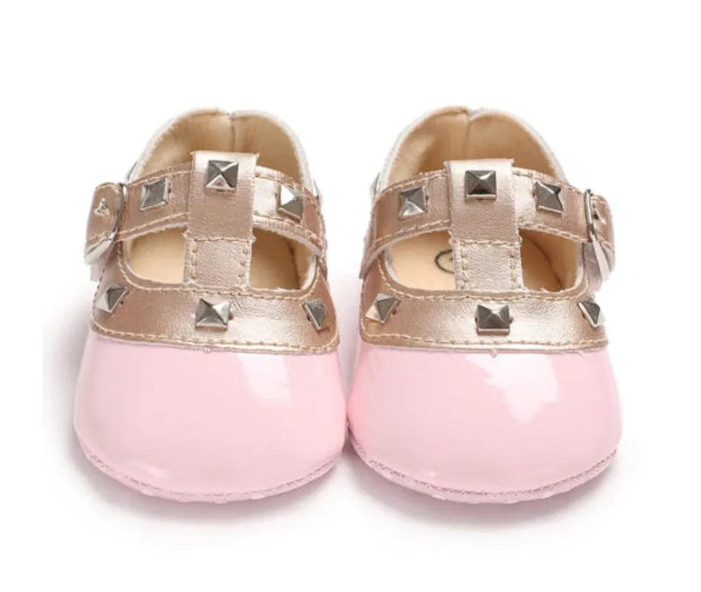 PINK BABY STUDDED CRIB KICKS