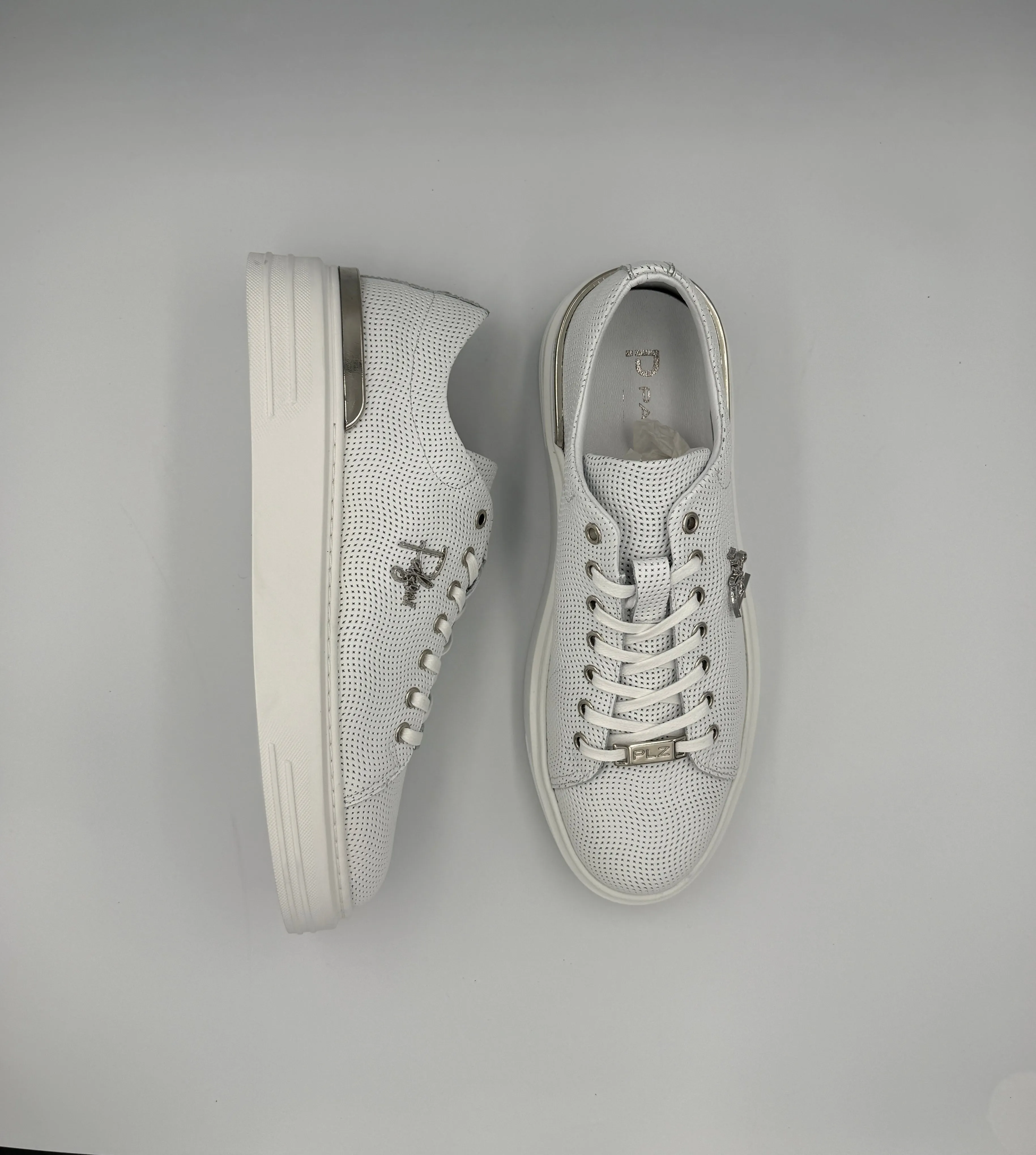 “TRIGRESA” PALZINI SNEAKER IS PERFORATED WHITE LEATHER