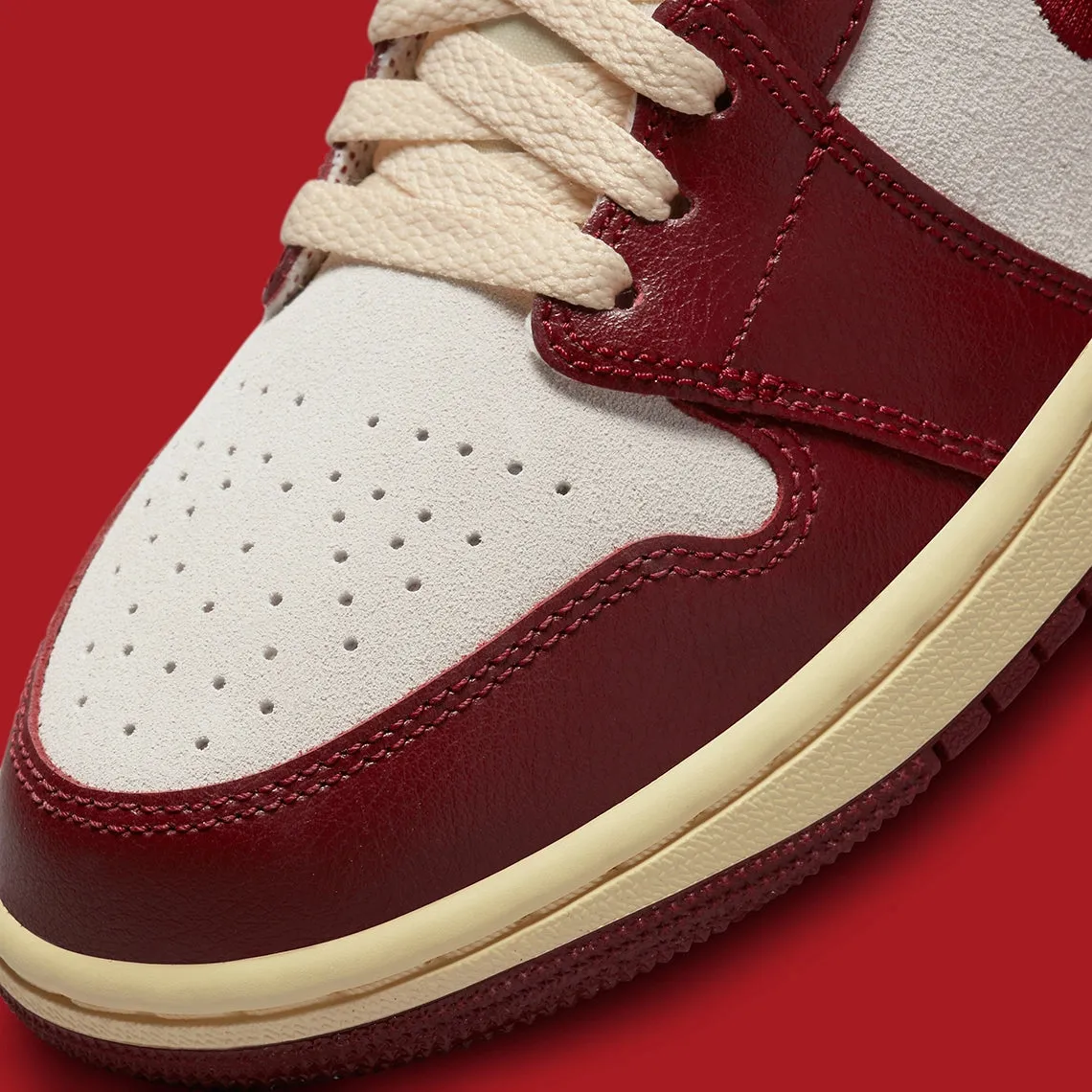 Women's Air Jordan 1 Mid SE