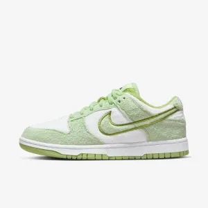 Women's Nike Dunk Low SE "Honeydew" Fleece Pack (DQ7579-300)
