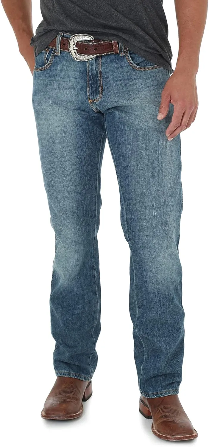Wrangler Men's Retro Slim Fit Straight Leg Jeans