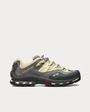 XT-Quest 2 Ebony / Pewter / Moth Low Top Sneakers